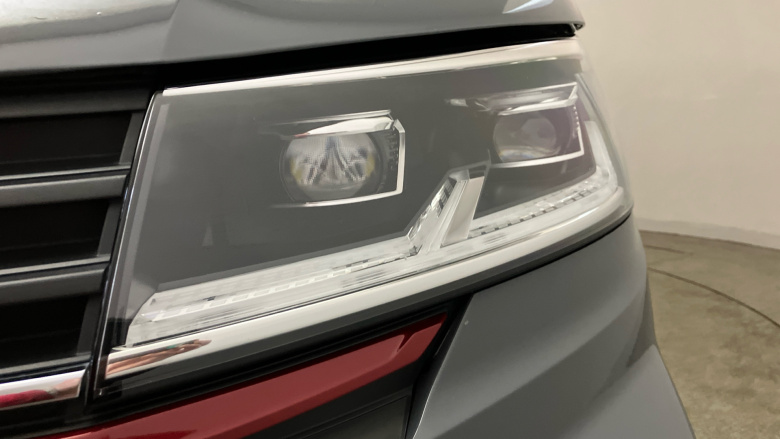 Volkswagen Transporter T32 Swb Diesel Special Edition 2.0 BiTDI 204 Sportline Black Ed Kombi Van DSG